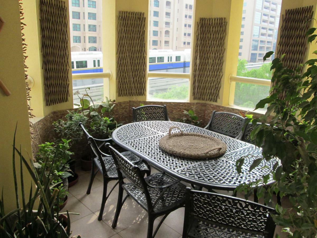 Apartment Two Bedroom - Shoreline Al Anbara Dubai